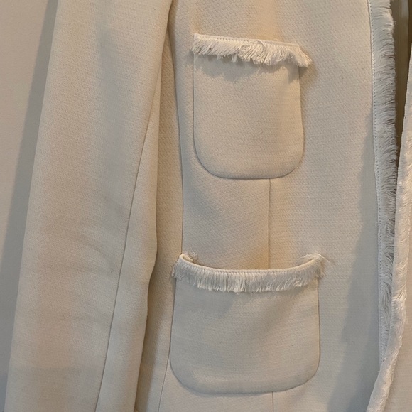 L’AGENCE creme blazer, size 2 - Picture 3 of 9